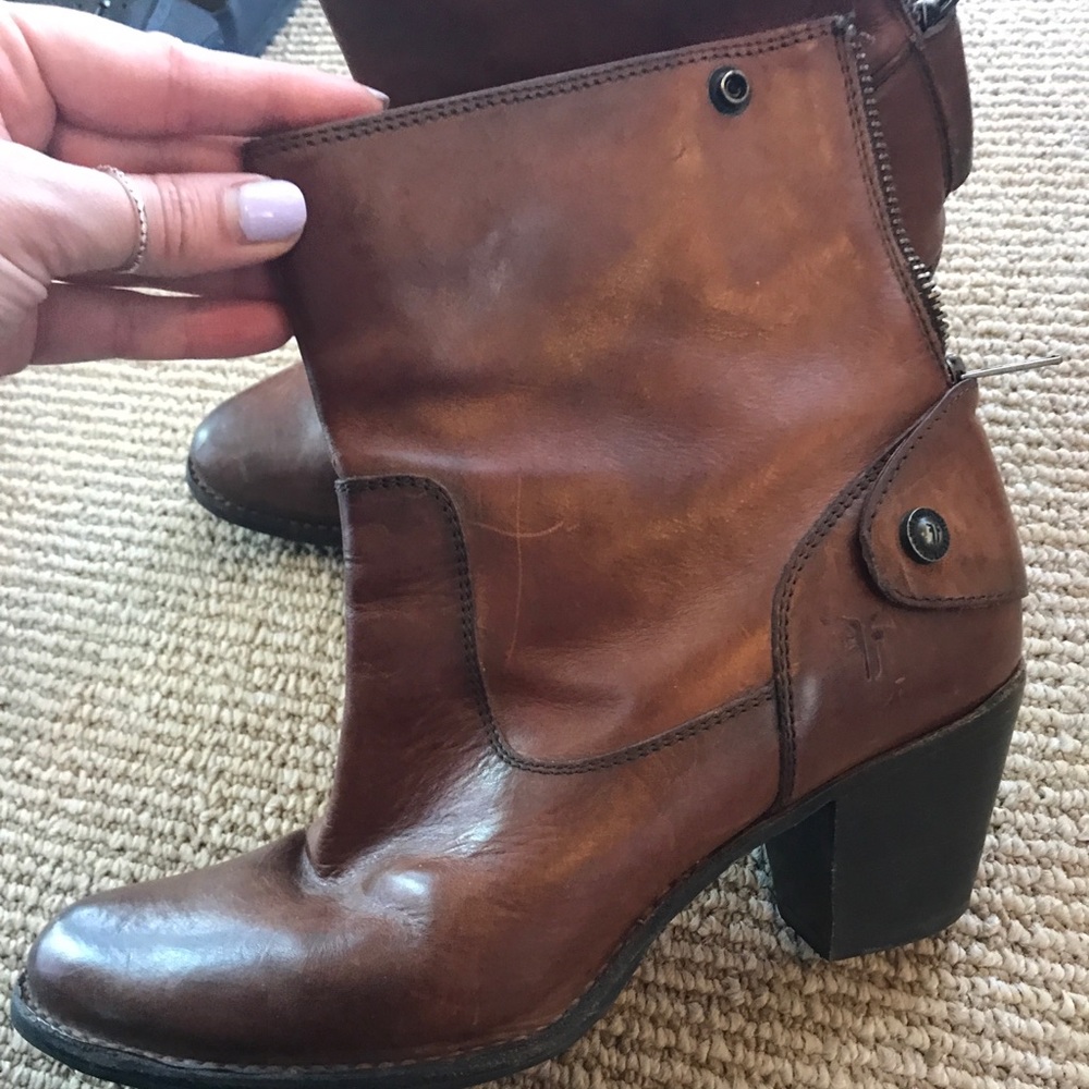 Authentic Frye booties brown leather ankle boot